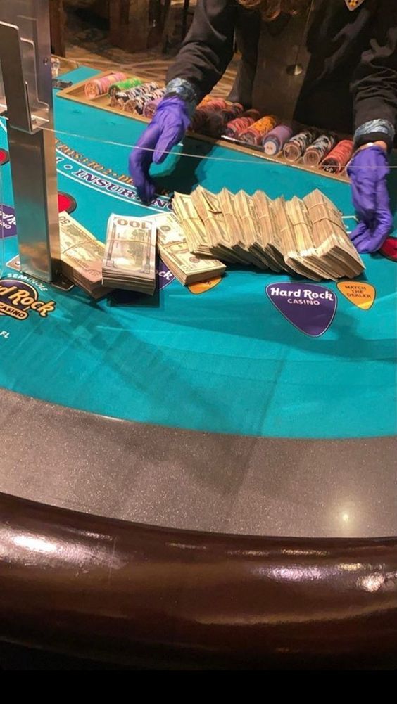 پاکستان کے Lucky Nugget کھلاڑیوں کے لیےجیک پاٹ گیم
